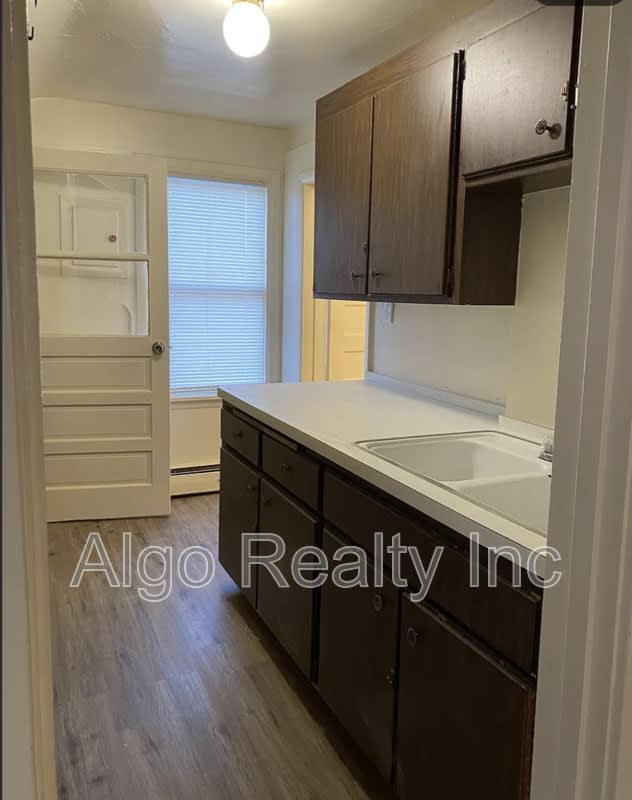 3250 North Logan Avenue – photo 1