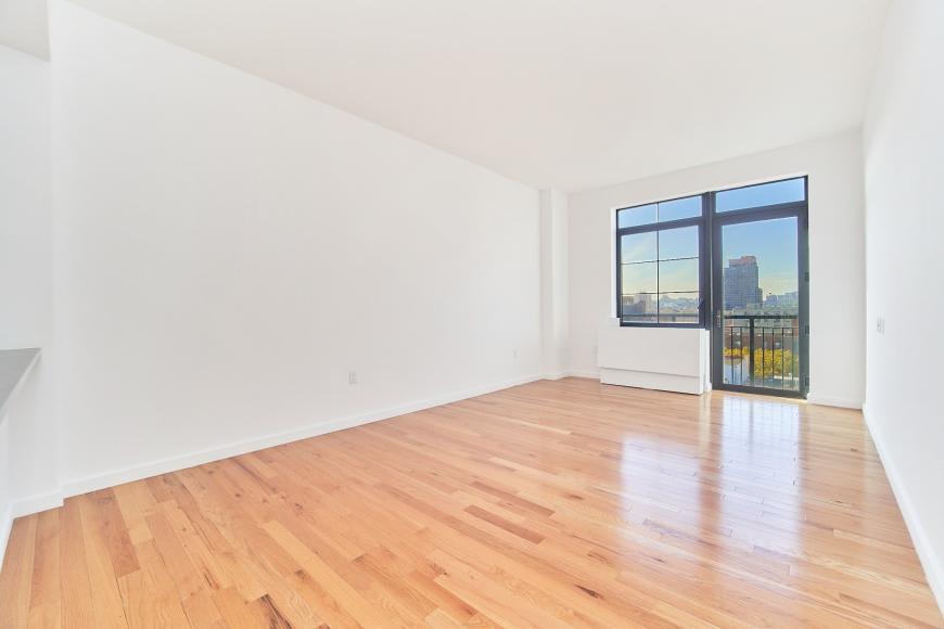 2211 Third Avenue – photo 1