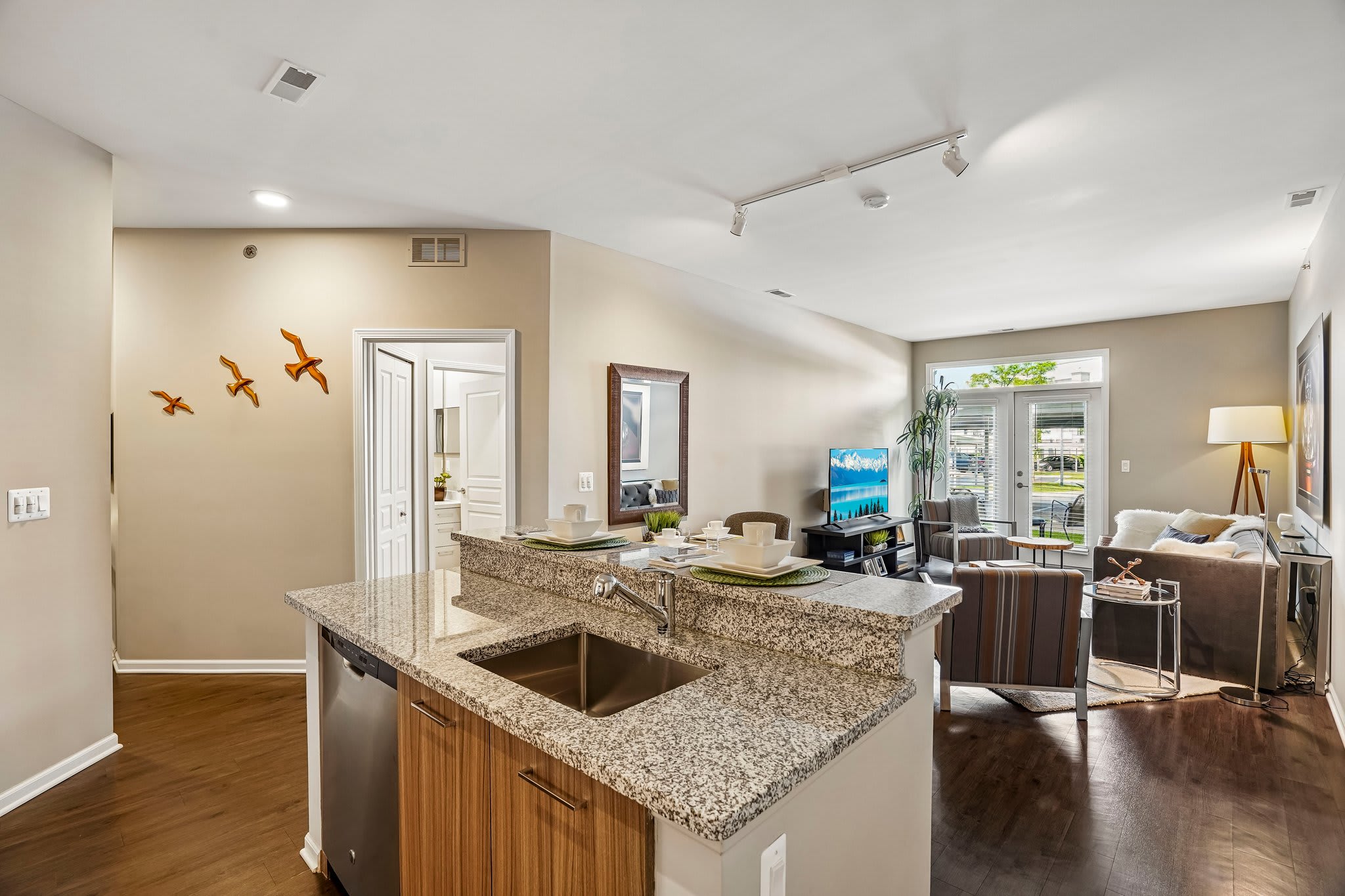 Five Points Apartments – photo 1 of 22