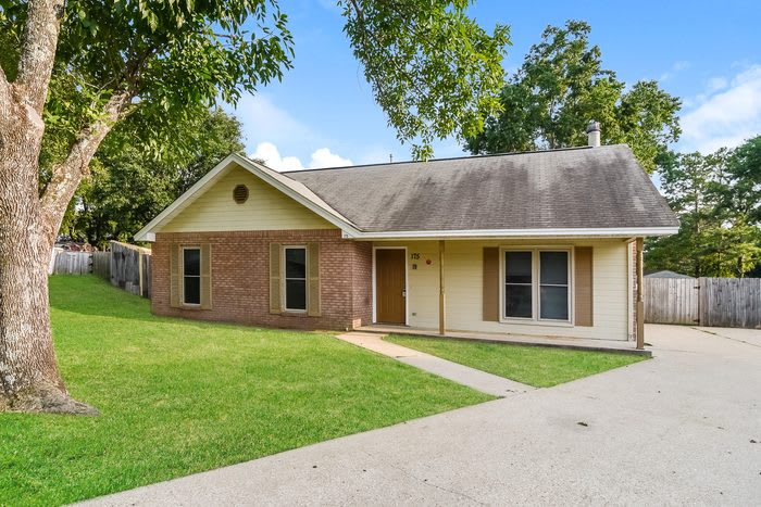 175 Honeysuckle Court – photo 1 of 11