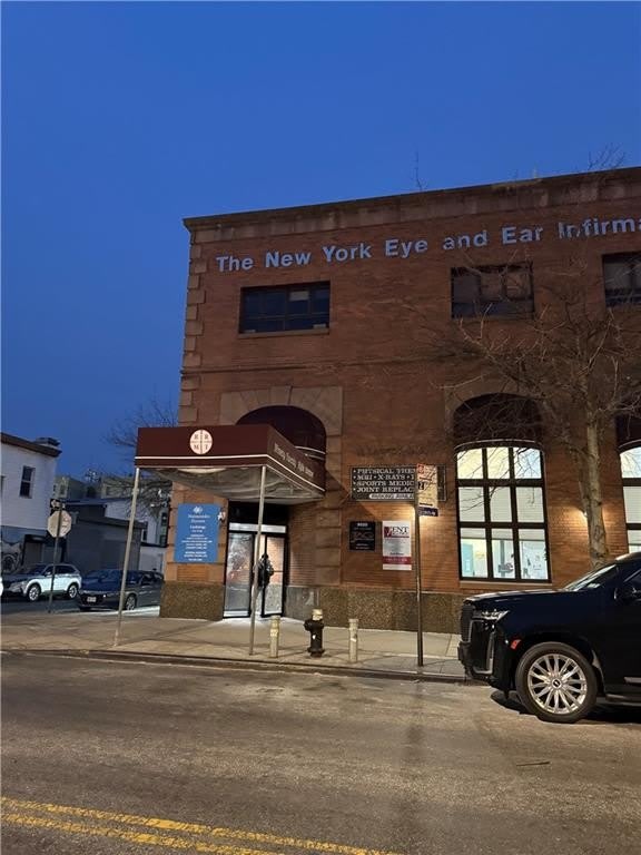 9020 5th Avenue – photo 1