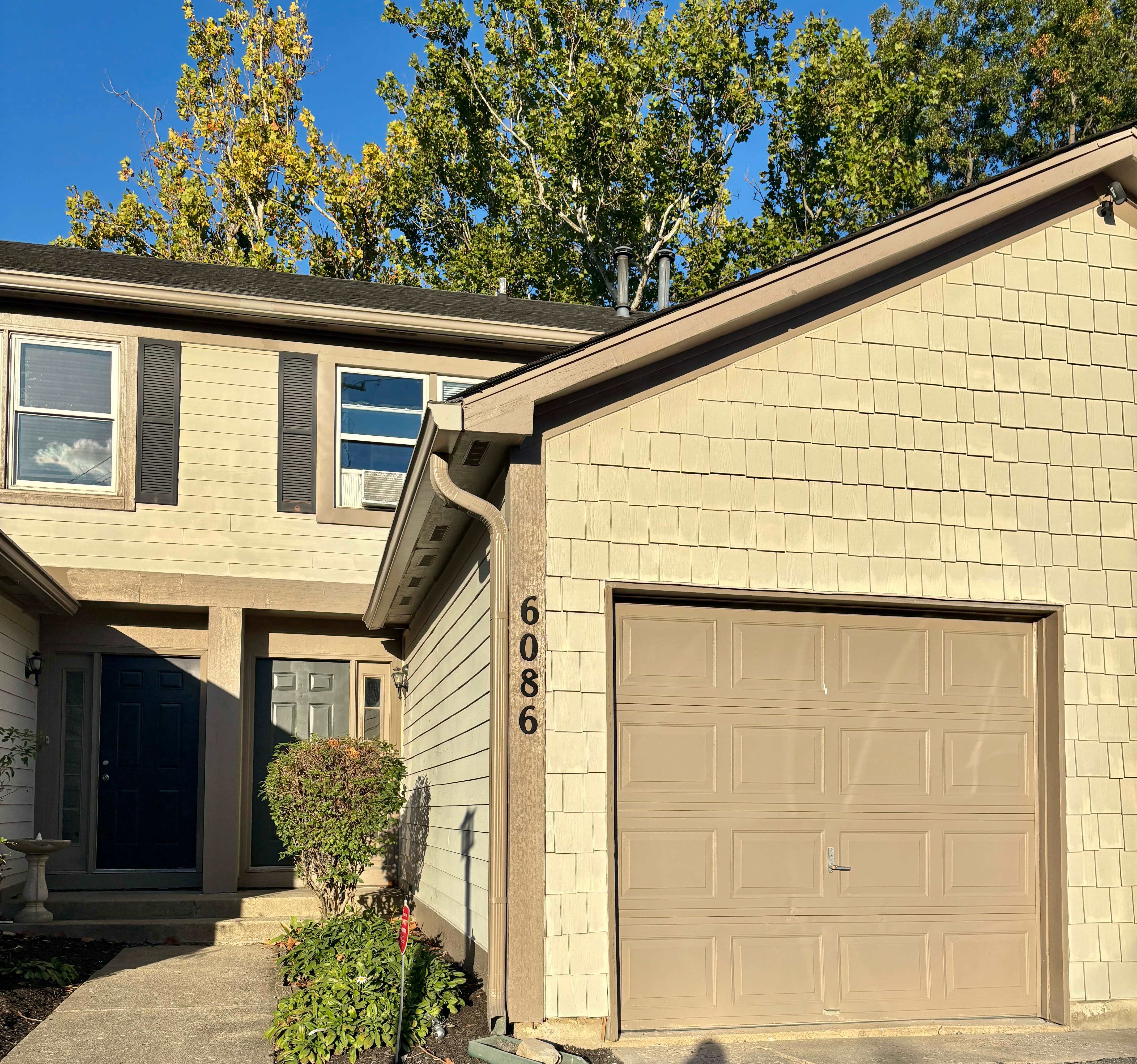 6086 South Bay Drive – photo 1 of 202