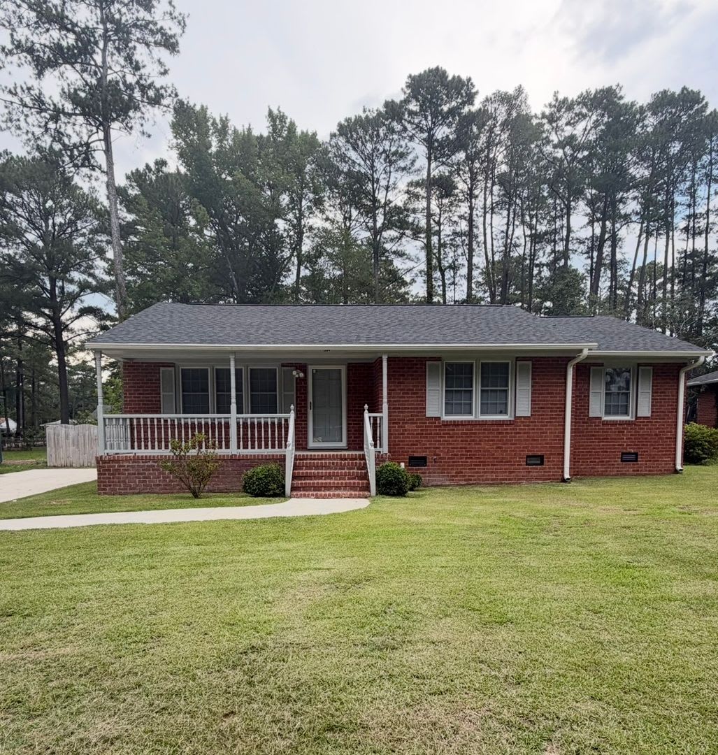 1904 Windsor Drive – photo 1