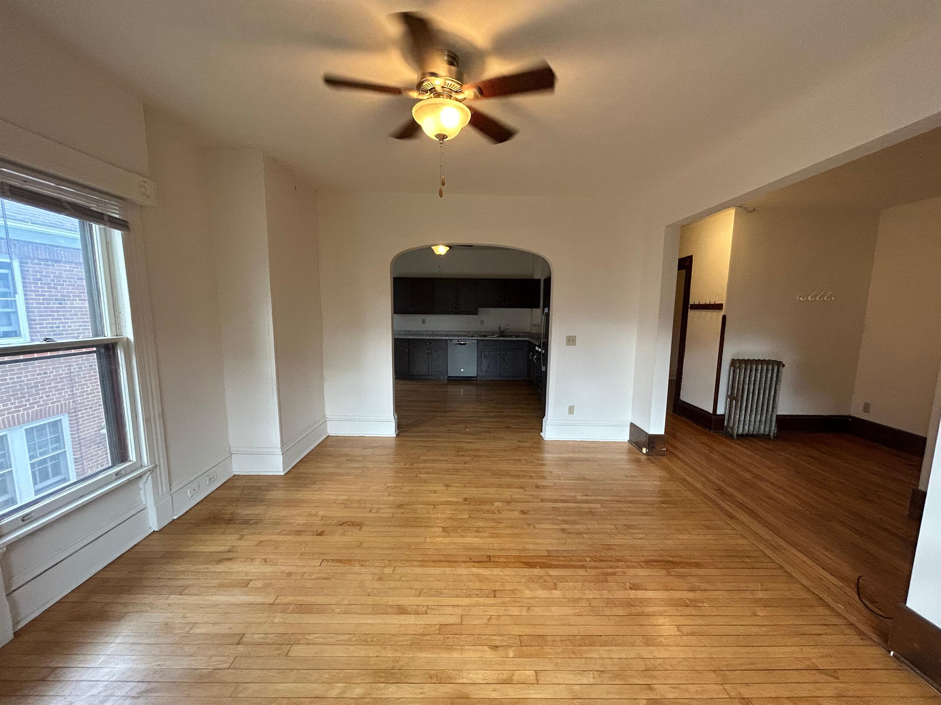 315 N Pinckney – photo 1