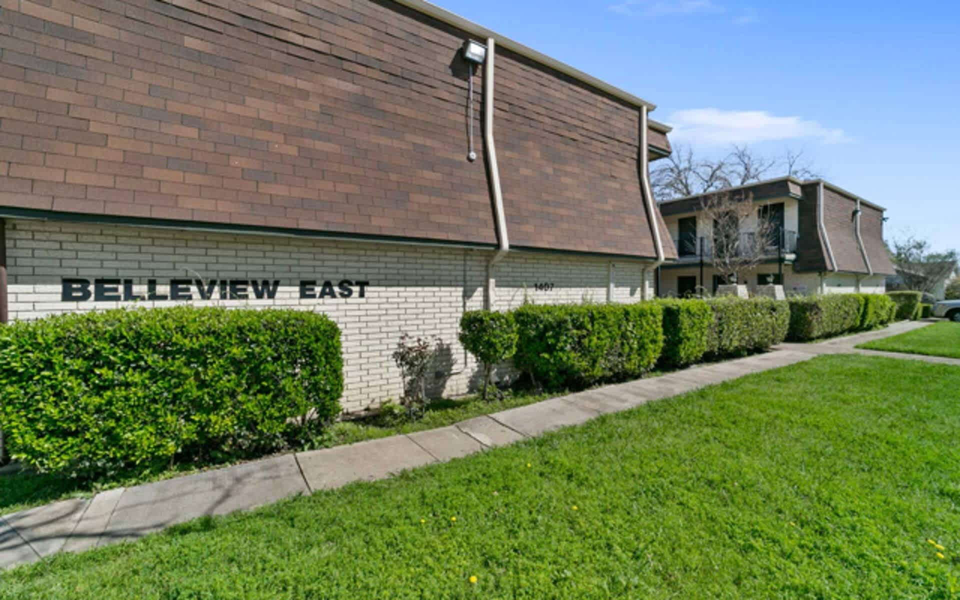 Belleview Apartments – photo 1 of 16