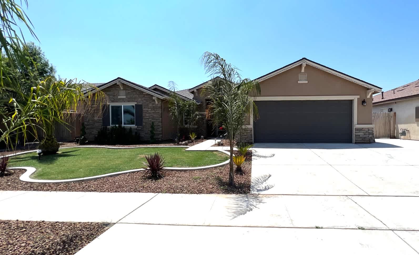 2331 Vineyard Court – photo 1 of 10
