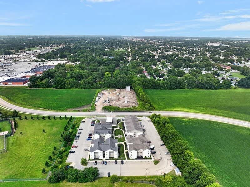 The Annex of Marion – photo 1 of 50