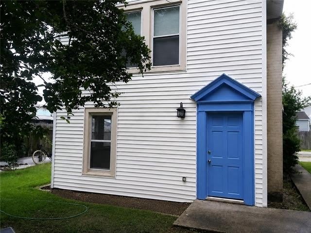 237 ST GEORGE Avenue – photo 1 of 7