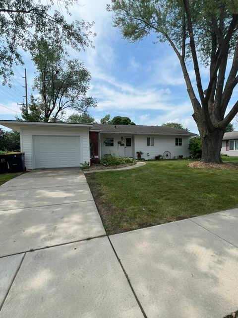 501 Suszycki Dr – photo 1 of 11