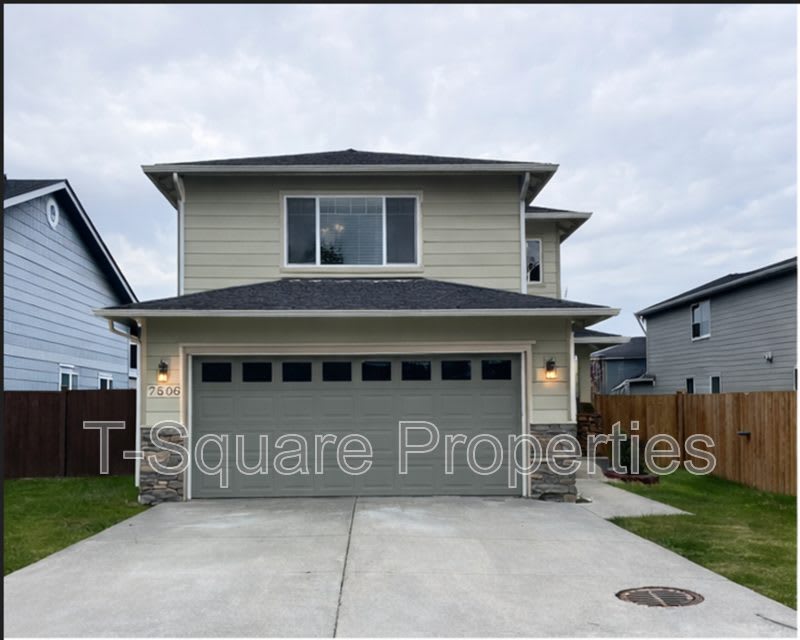 7506 18Th St Se – photo 1 of 86