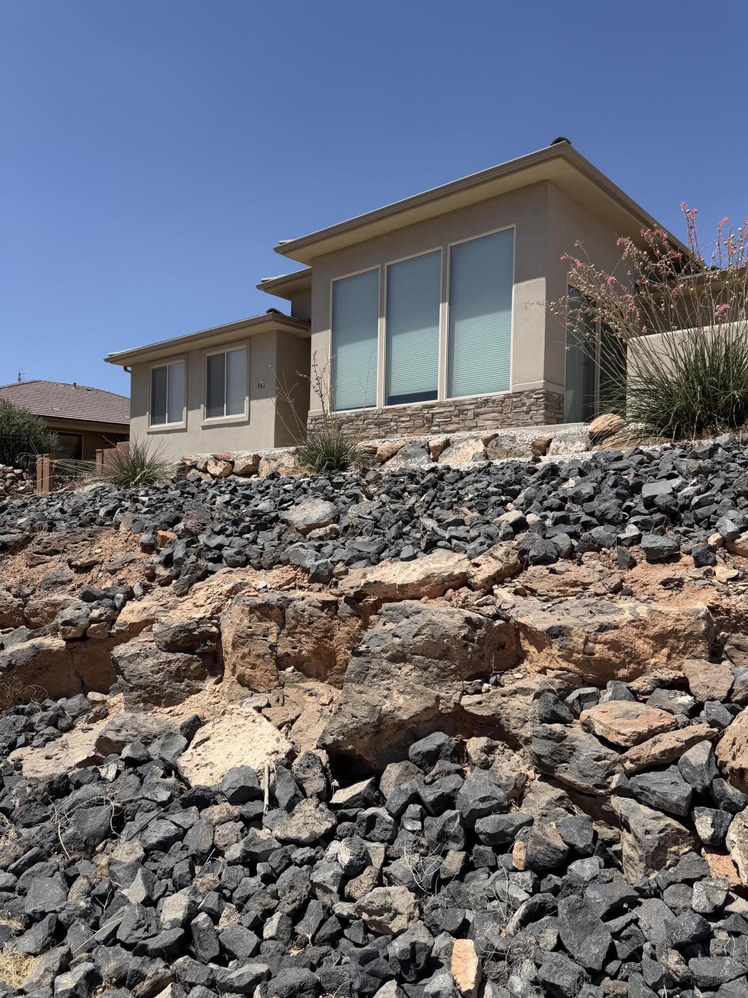534 W 170 S – photo 1 of 16