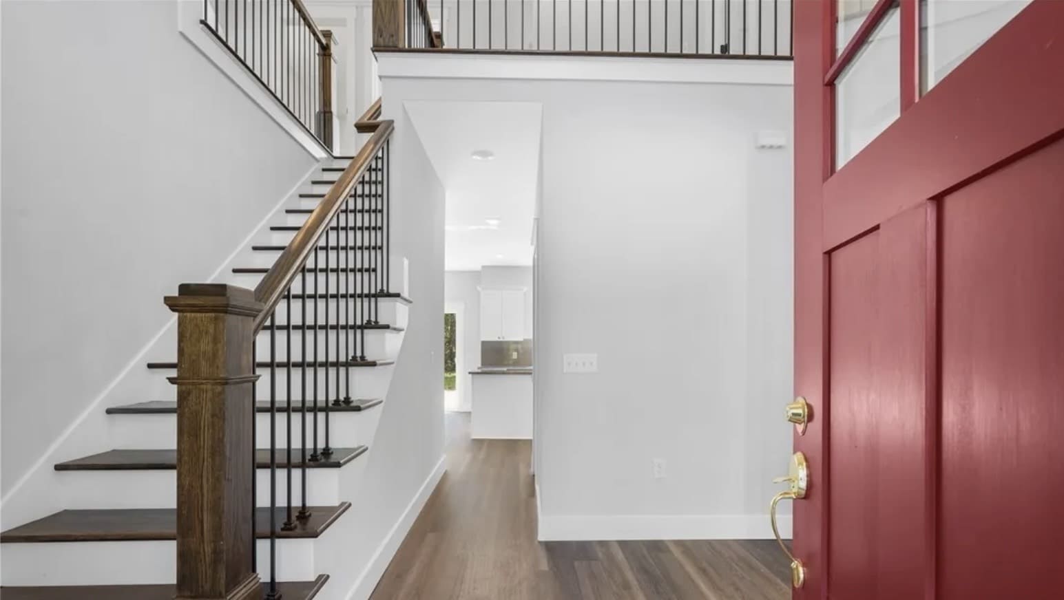 65 Plantation Road – photo 1 of 8