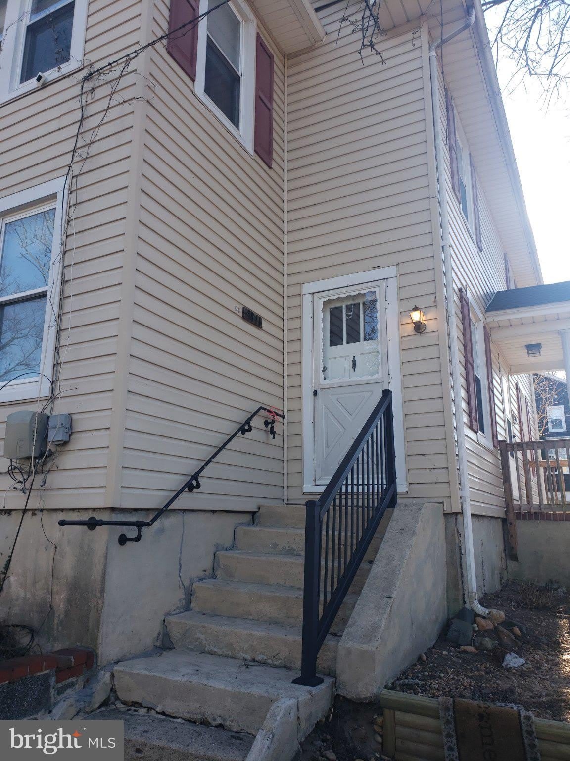 5841 MAIN Street SE – photo 1 of 17
