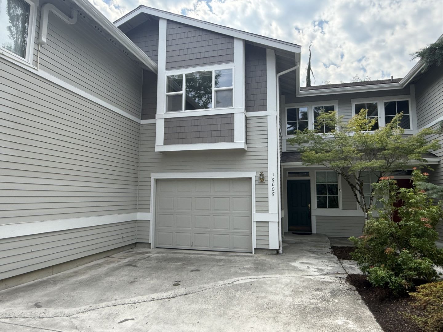 Style and Comfort in the Heart of Redmond – photo 1