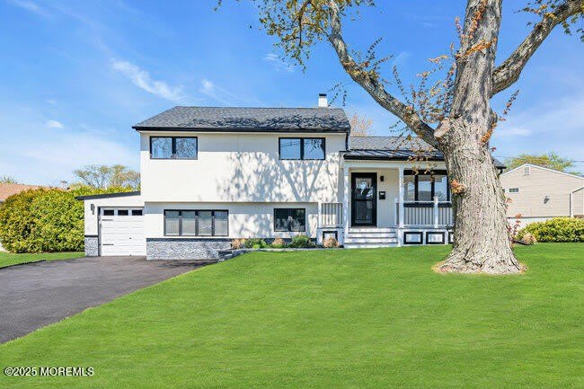 300 10Th Avenue – photo 1 of 46
