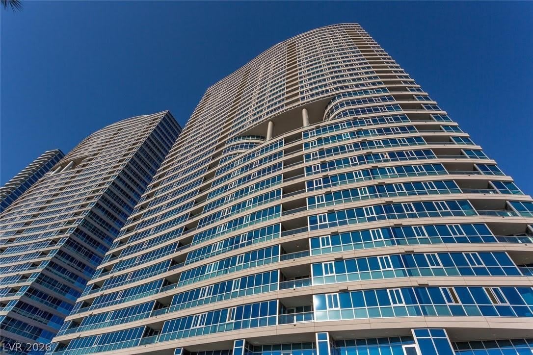 4545 Dean Martin Drive – photo 1