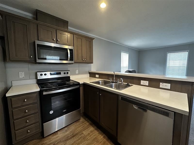 39 Pansy Drive – photo 1 of 7