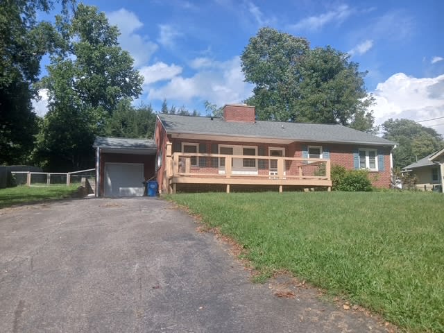 71 East Marshall Street – photo 1 of 13