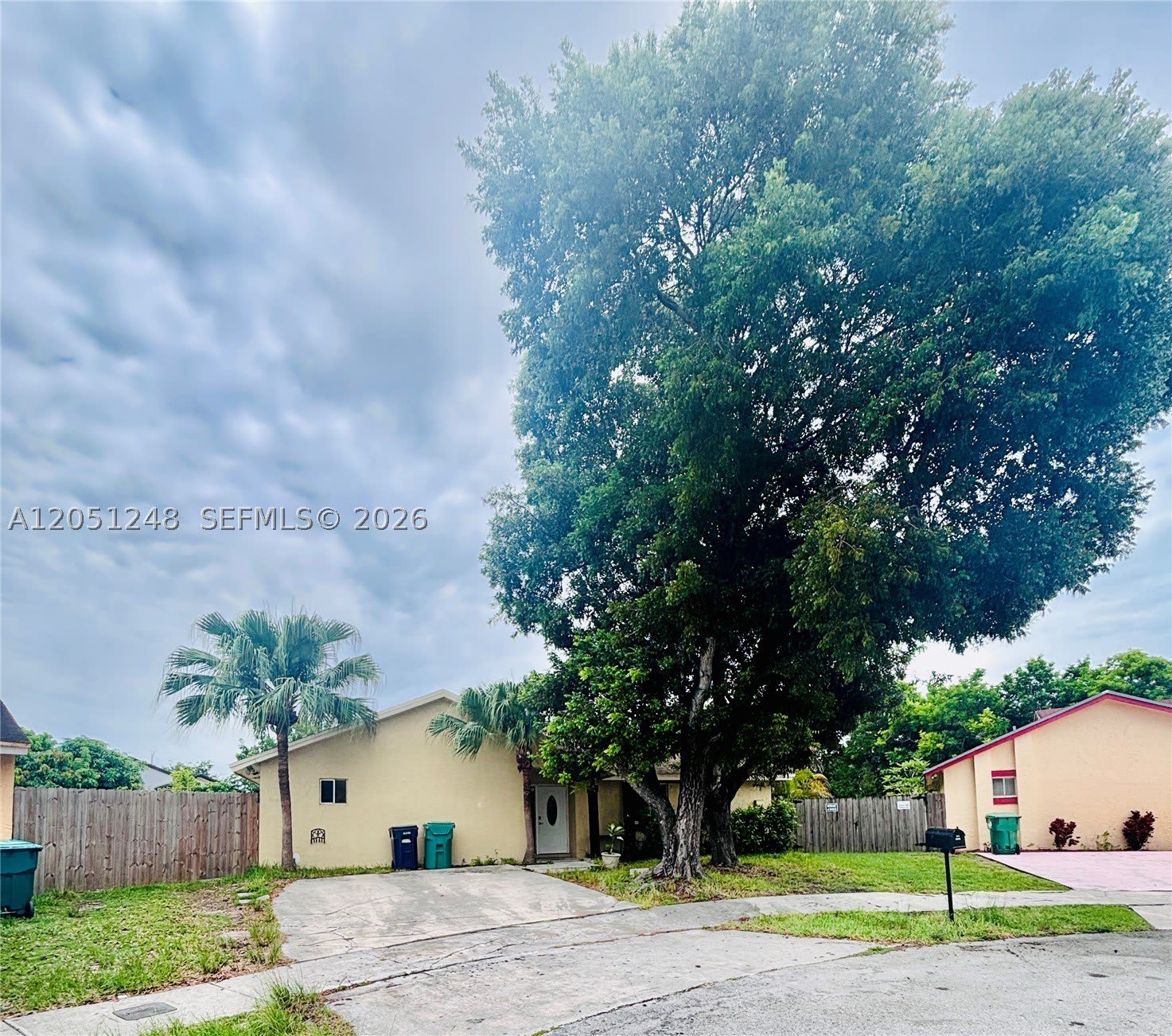 12271 SW 205th St – photo 1