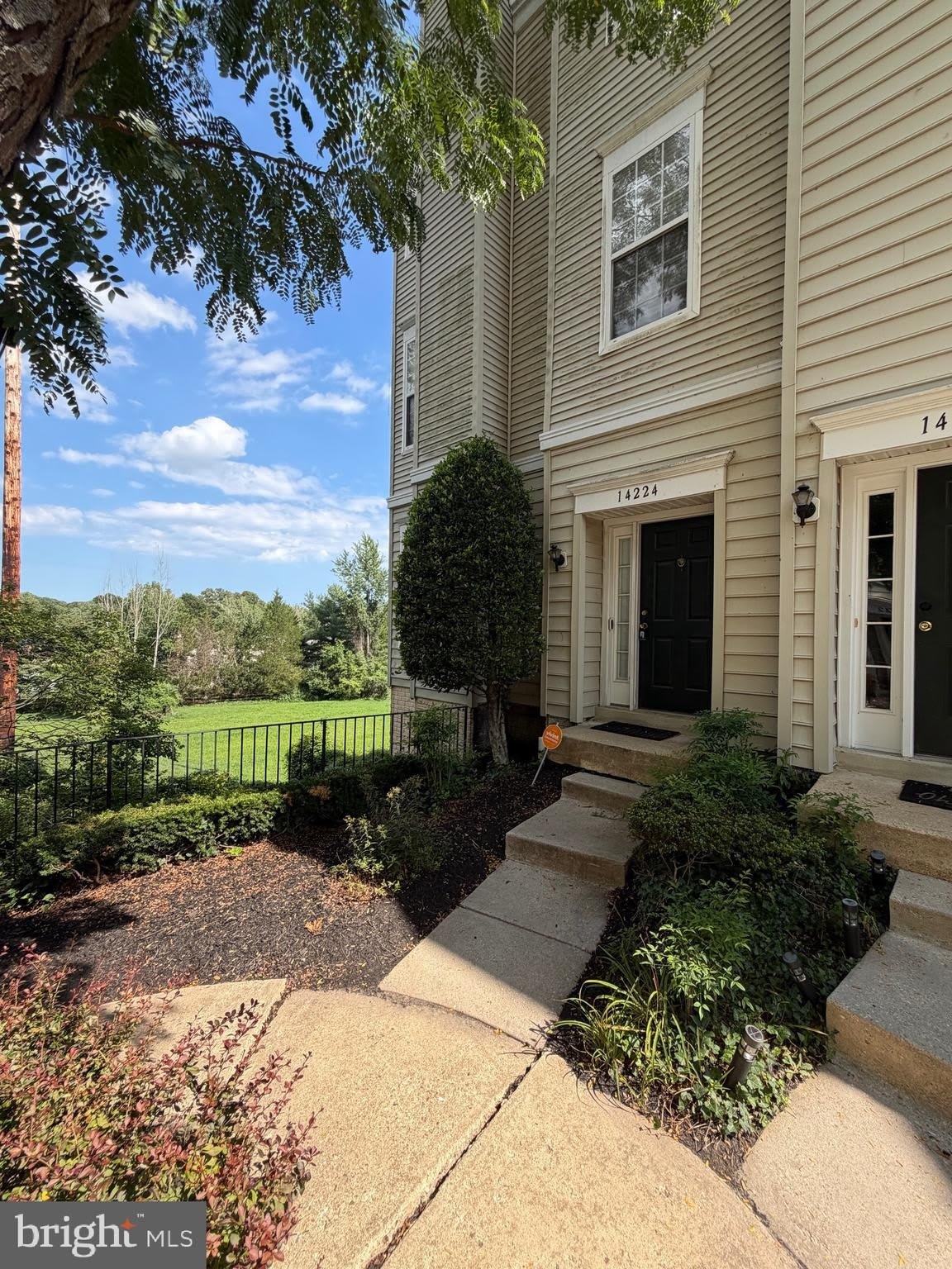 14224 HAMPSHIRE HALL Court – photo 1 of 9
