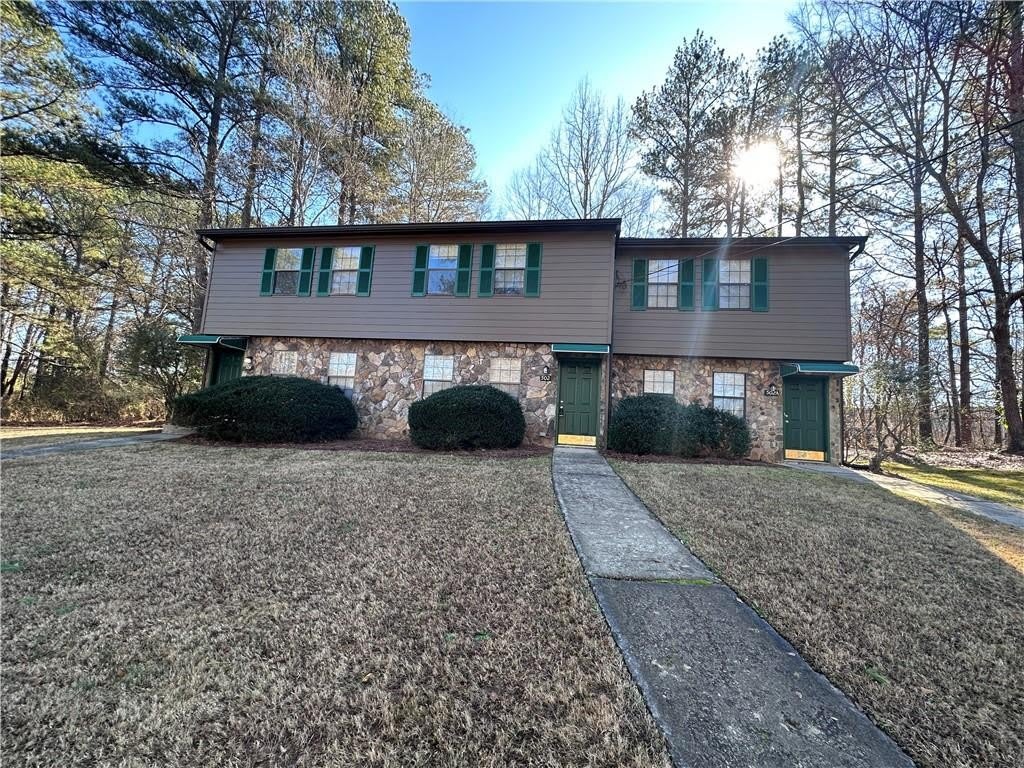 502 Oakwood Court – photo 1 of 29