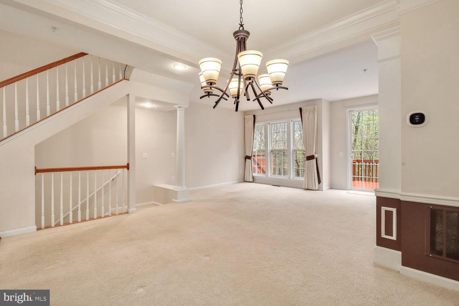 19421 Rayfield Dr – photo 1