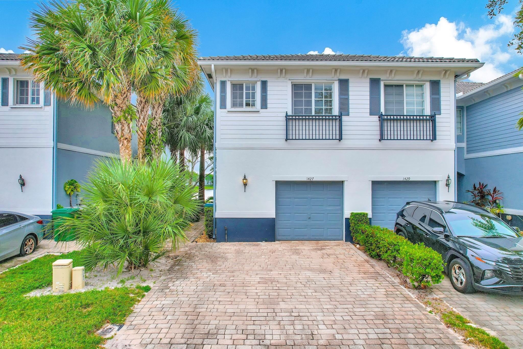 1427 NW 34th Way – photo 1