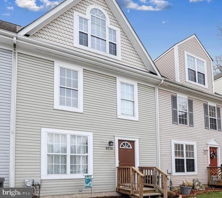 9528 SEA GULL Court – photo 1 of 14