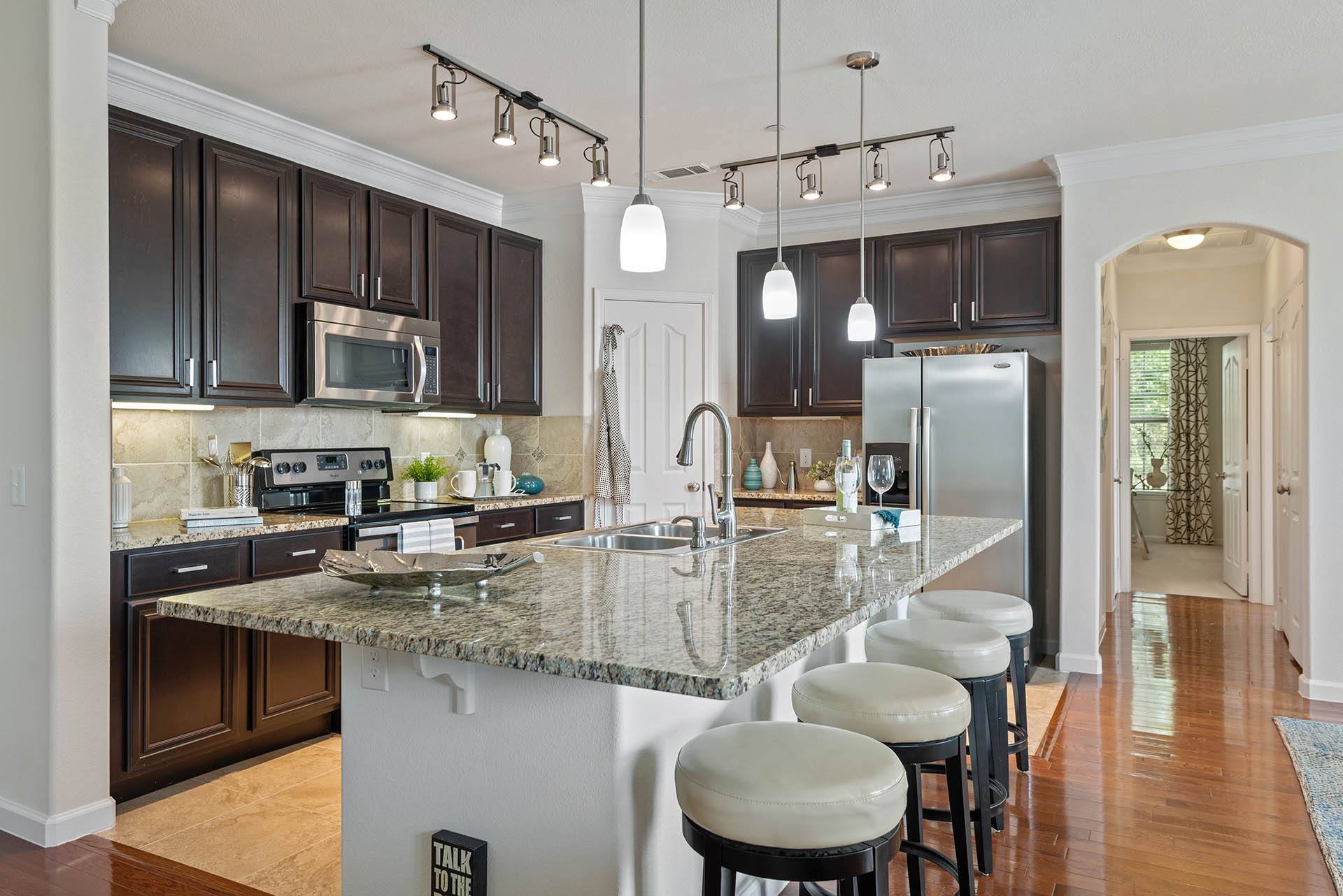 Orion McCord Park Apartments – photo 1