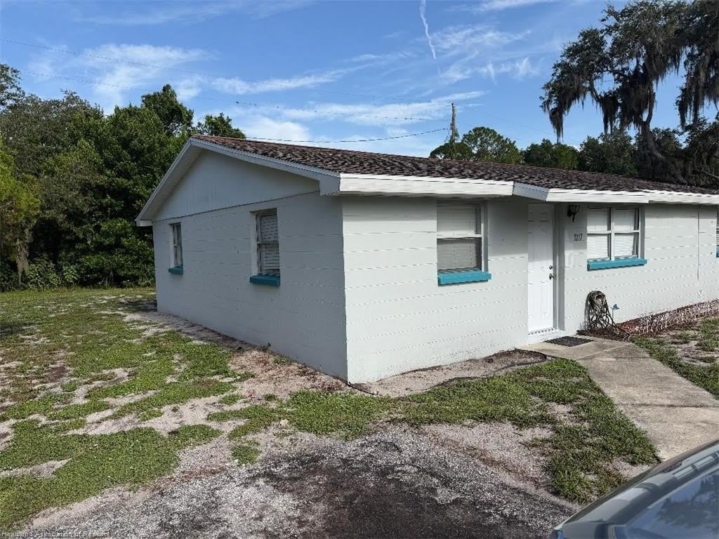 3217 Jacklin Avenue – photo 1 of 7
