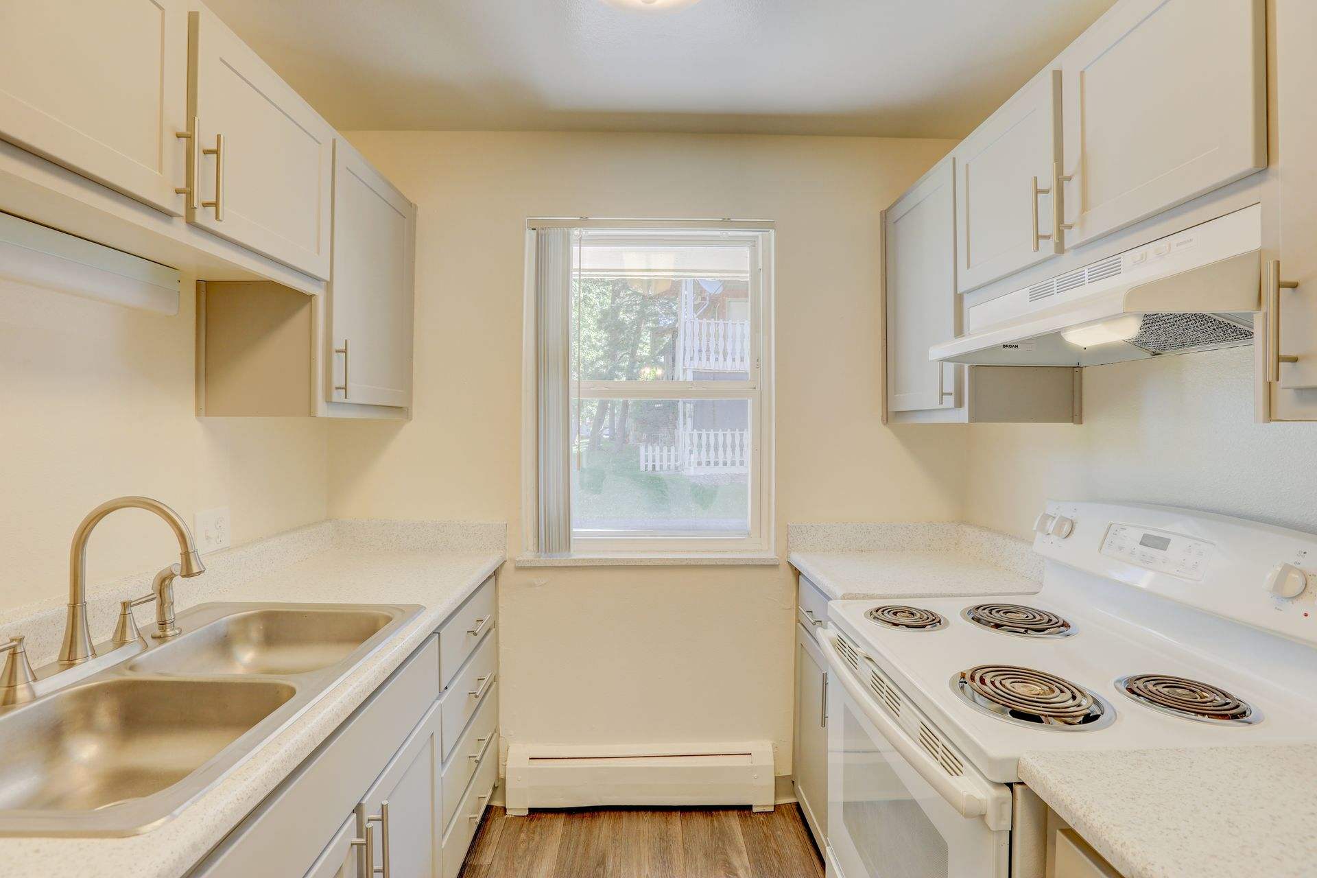 Edelweiss Apartments – photo 1 of 206