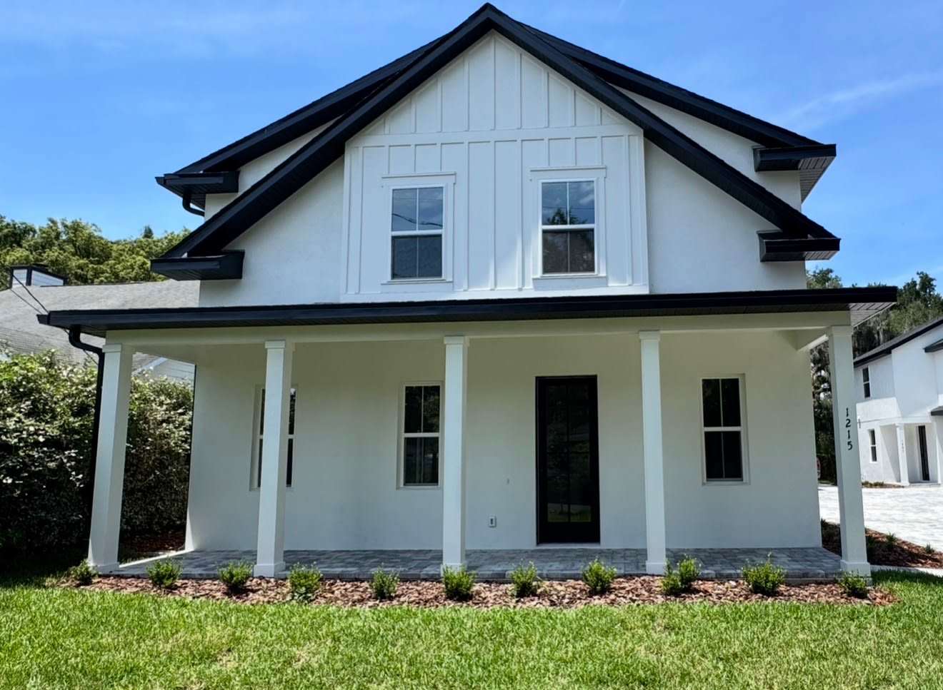 1215 East Esther Street – photo 1