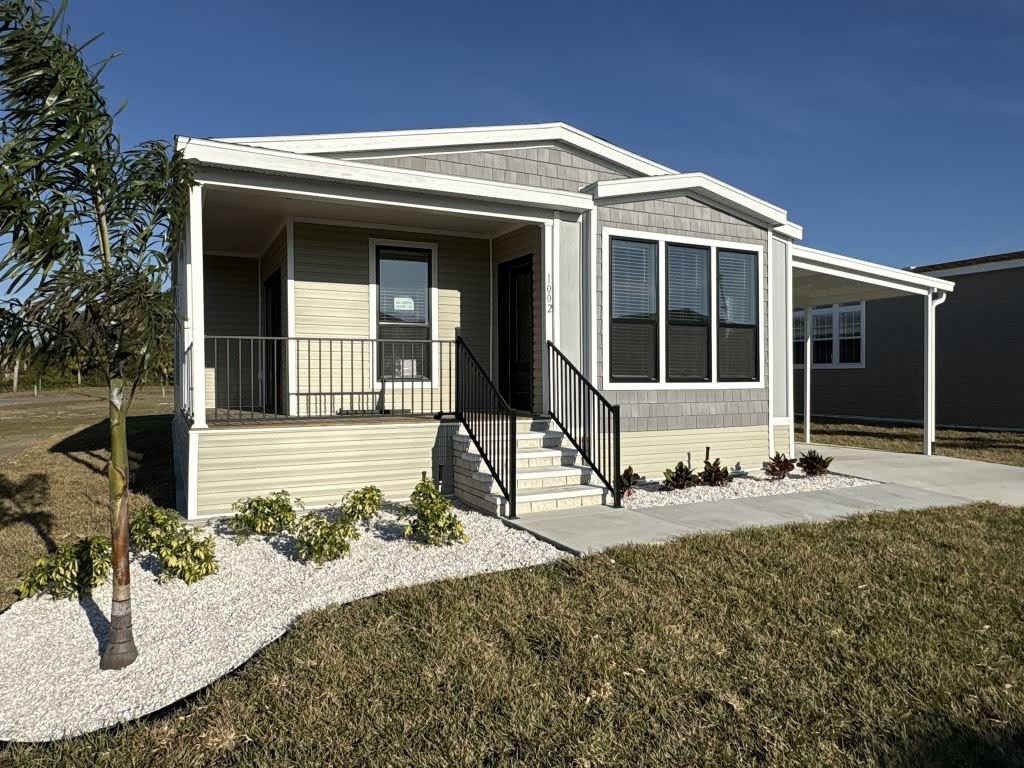 142 Blue Beard Drive – photo 1