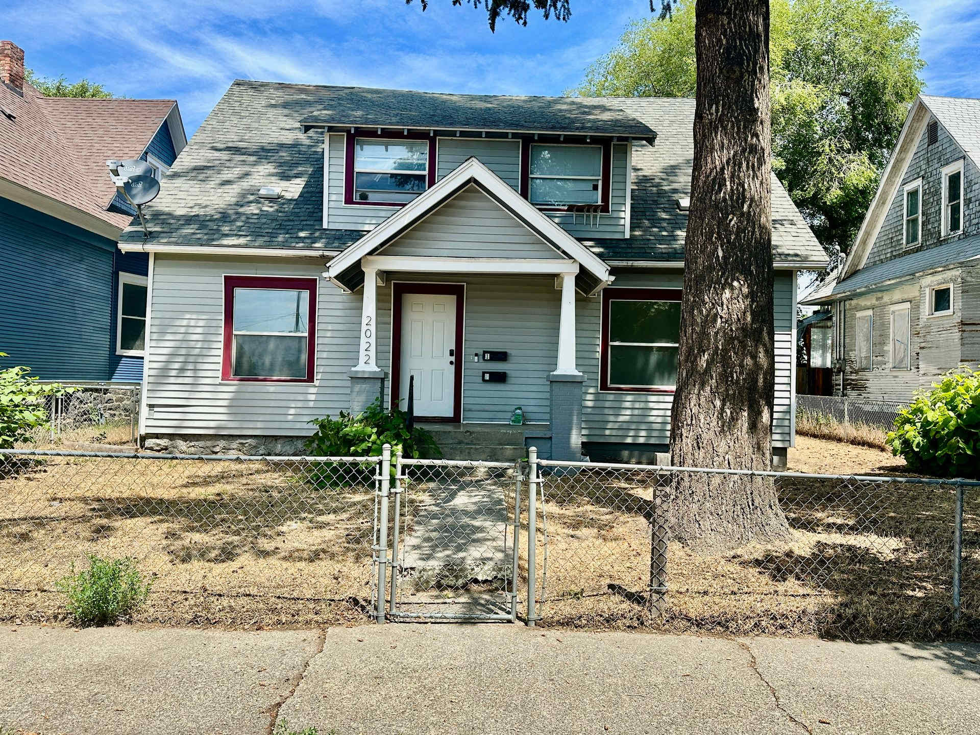 2022 W Dean Ave – photo 1