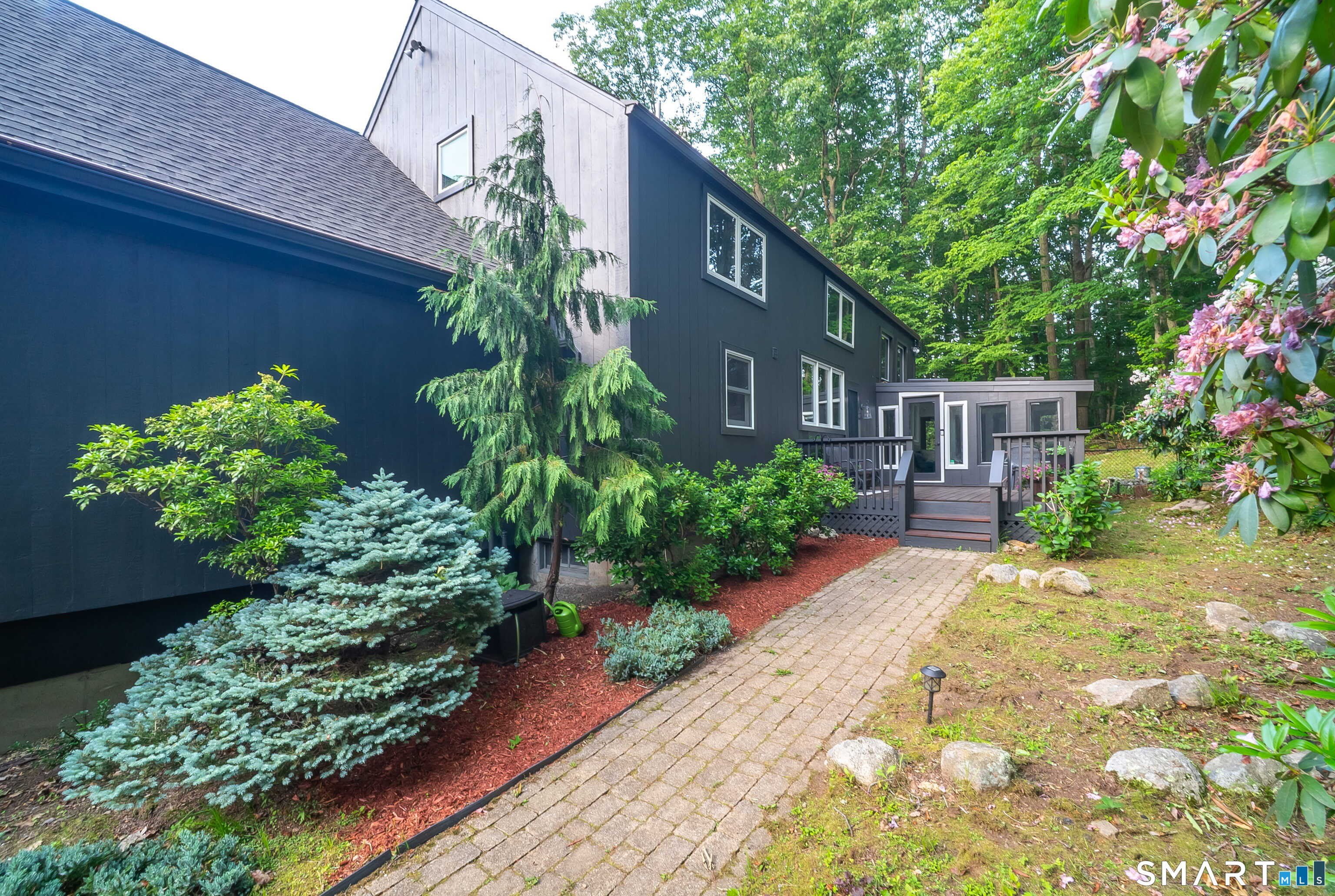 281 Peddlers Road – photo 1 of 161