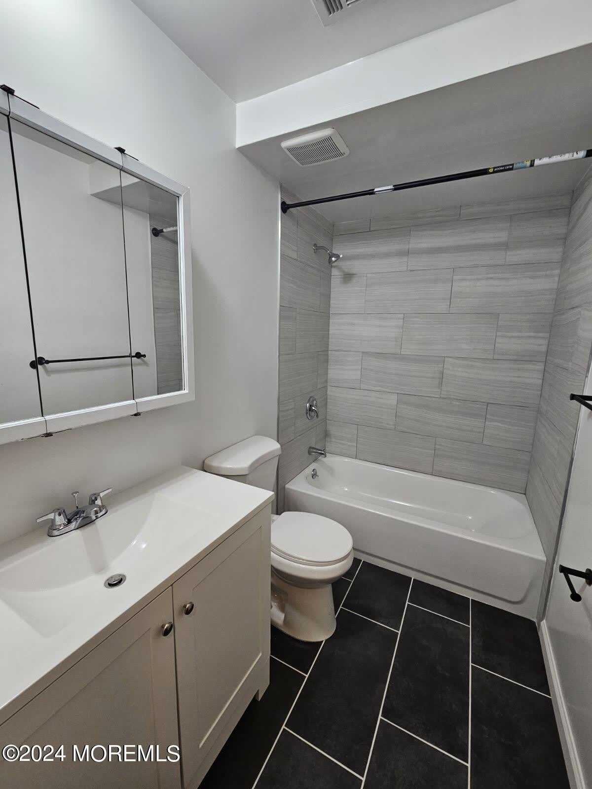 405 Cynthia Court – photo 1 of 14
