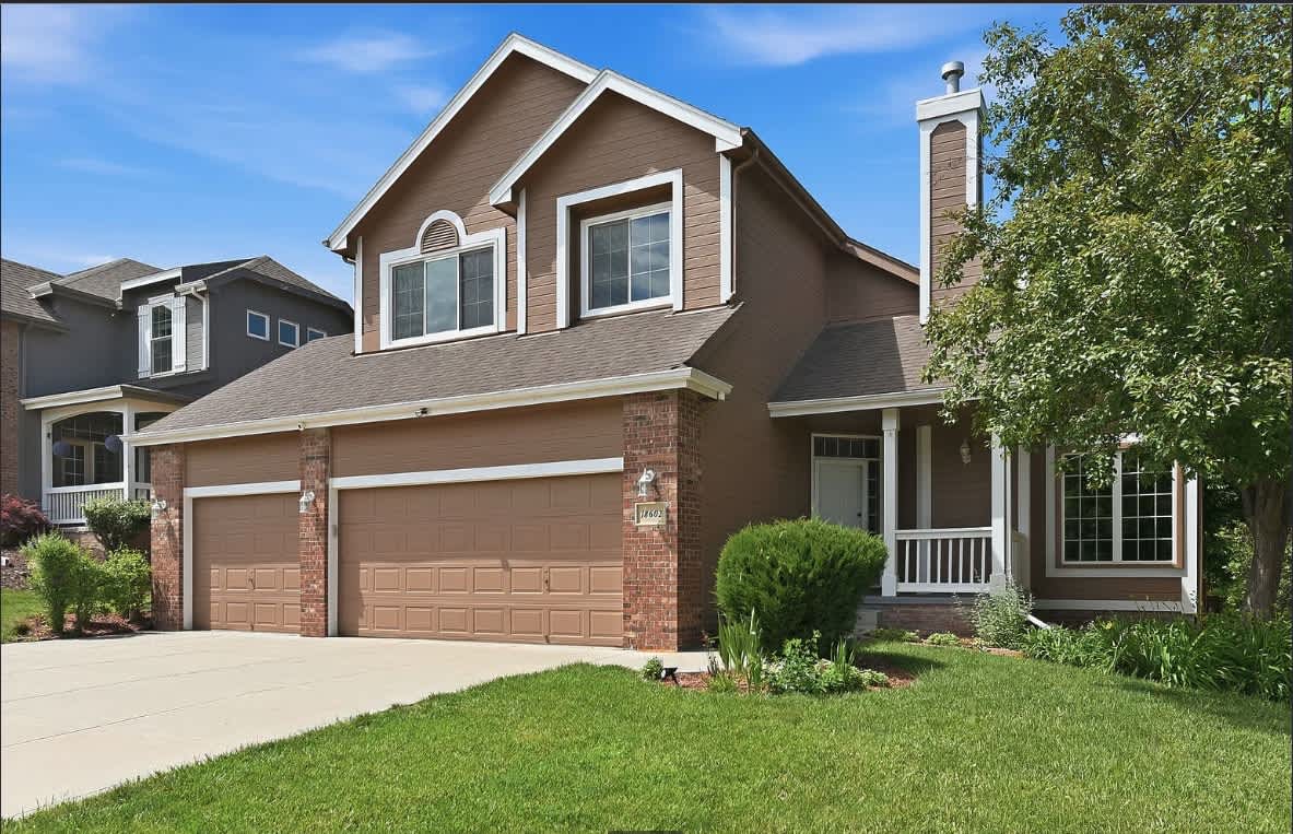 18602 Leavenworth Street – photo 1 of 39