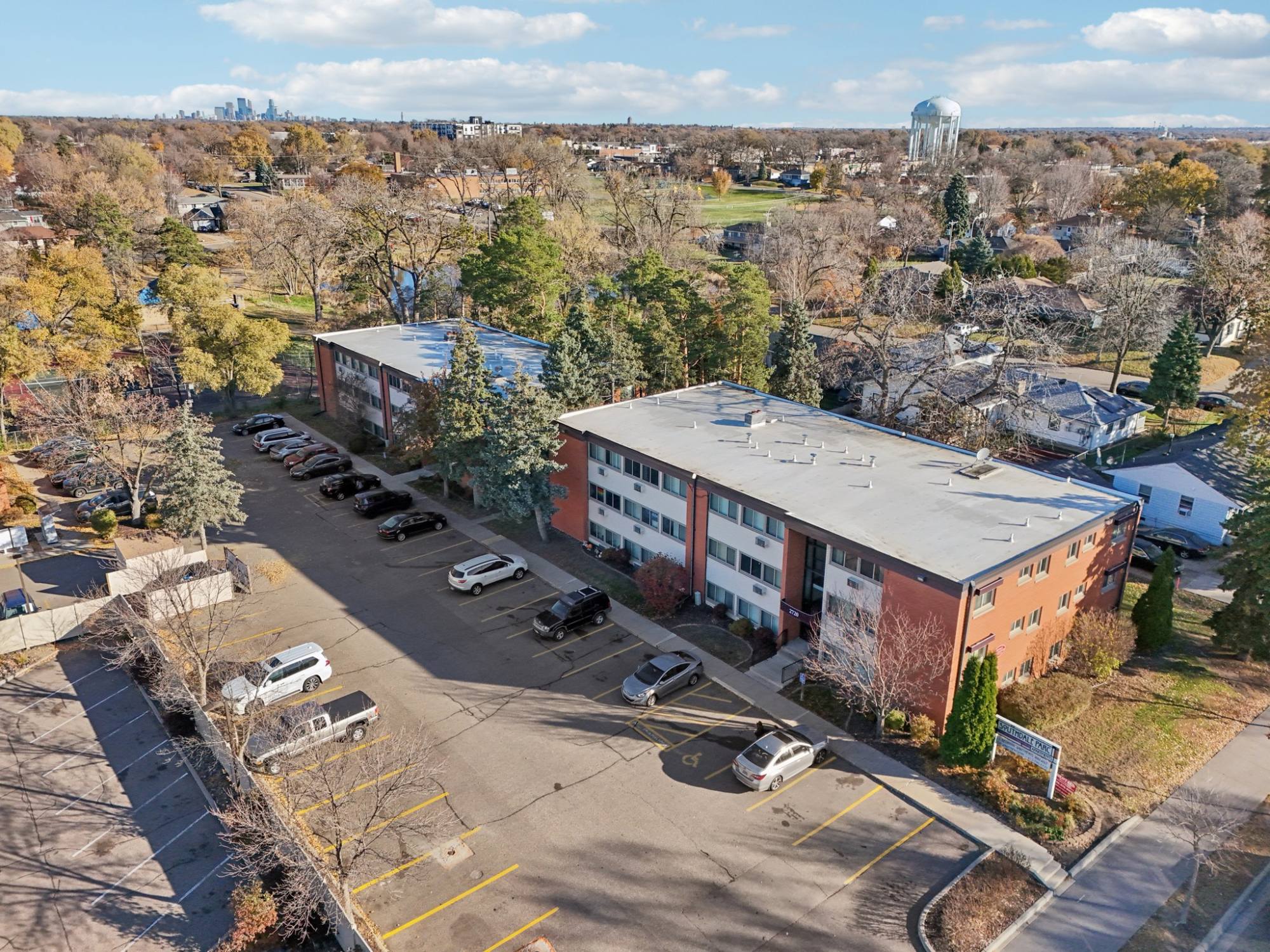 Southdale Parc – photo 1 of 36