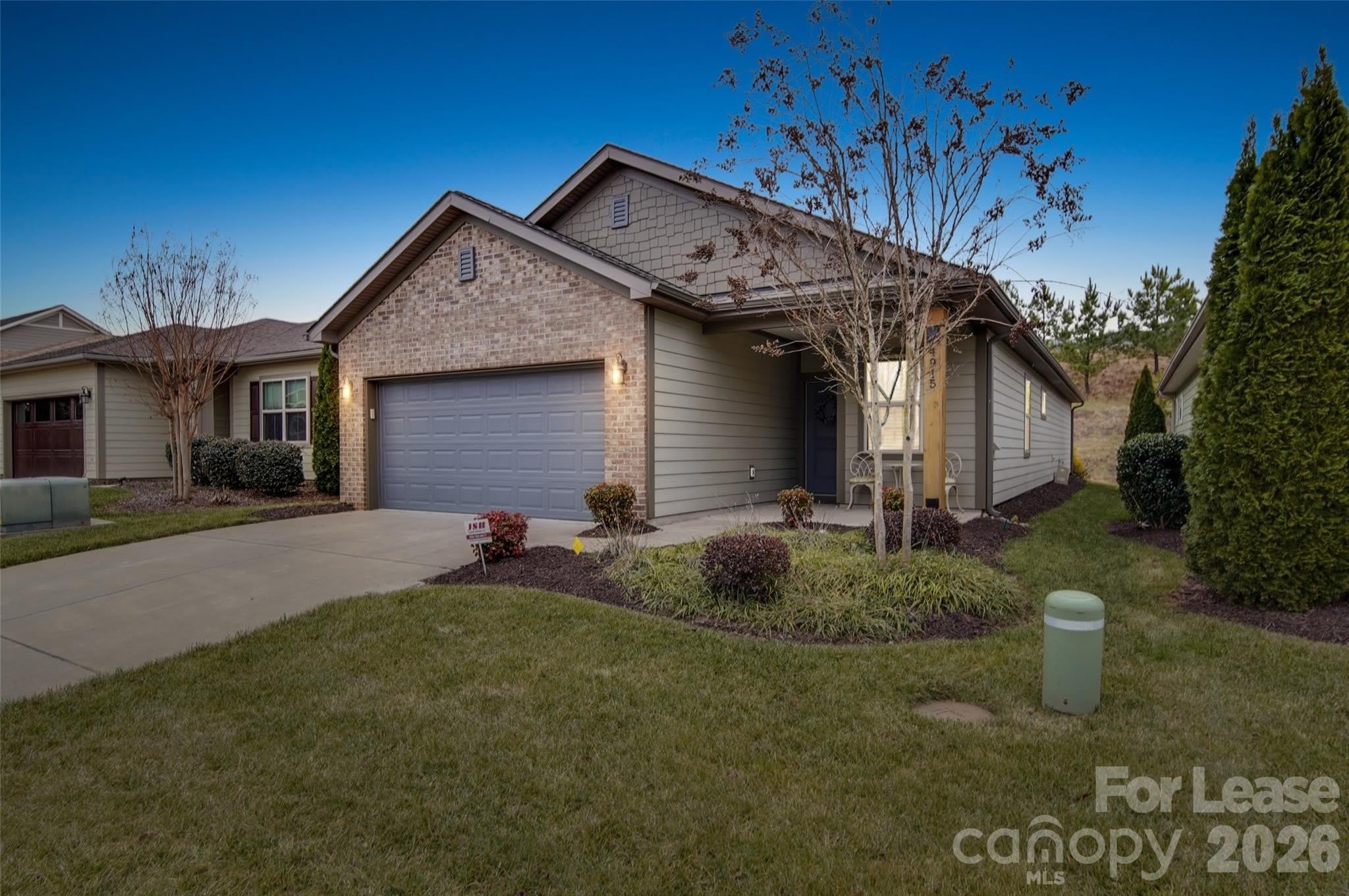 4915 Looking Glass Trail – photo 1 of 139
