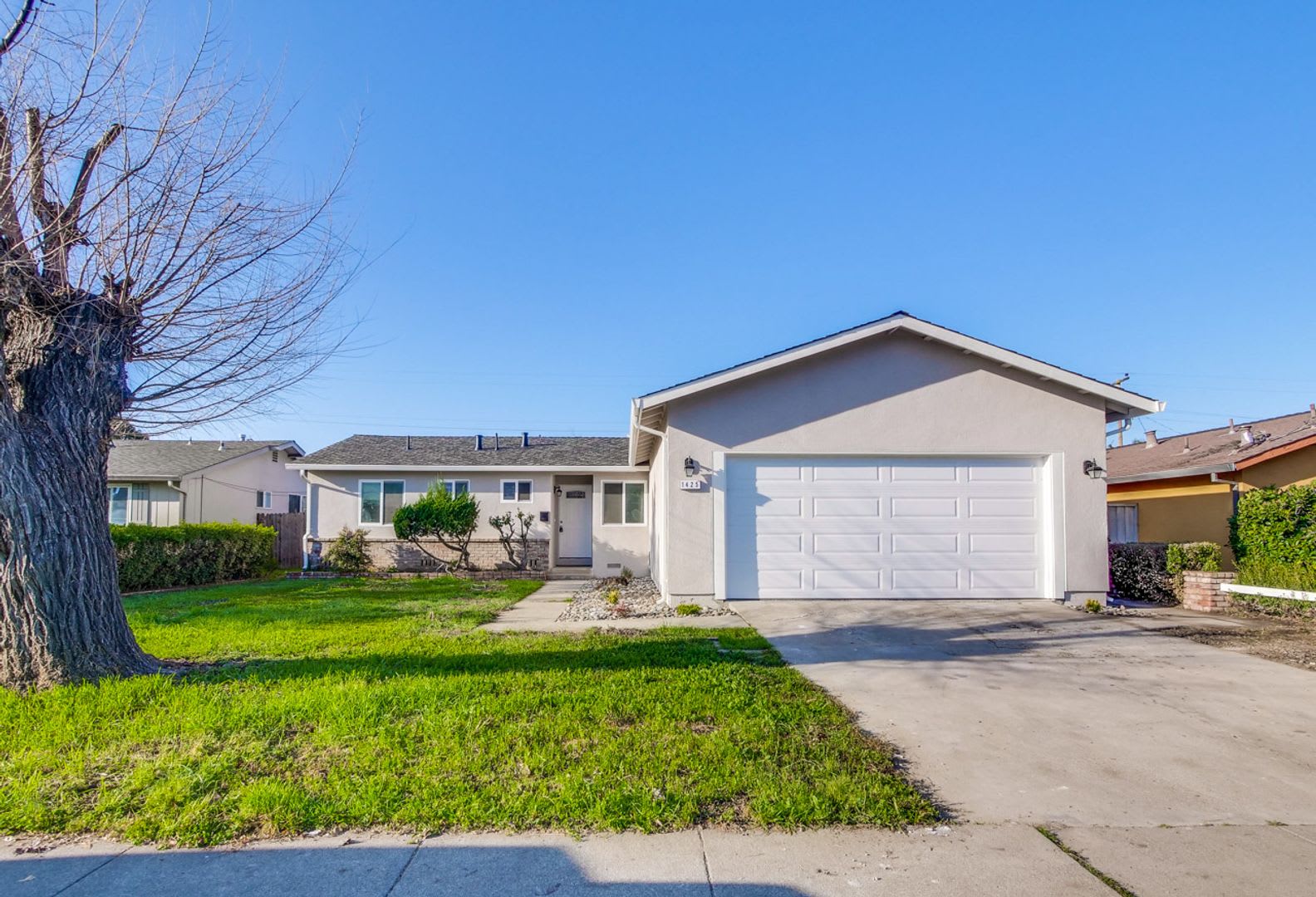 Like New Home. Available Soon! – photo 1