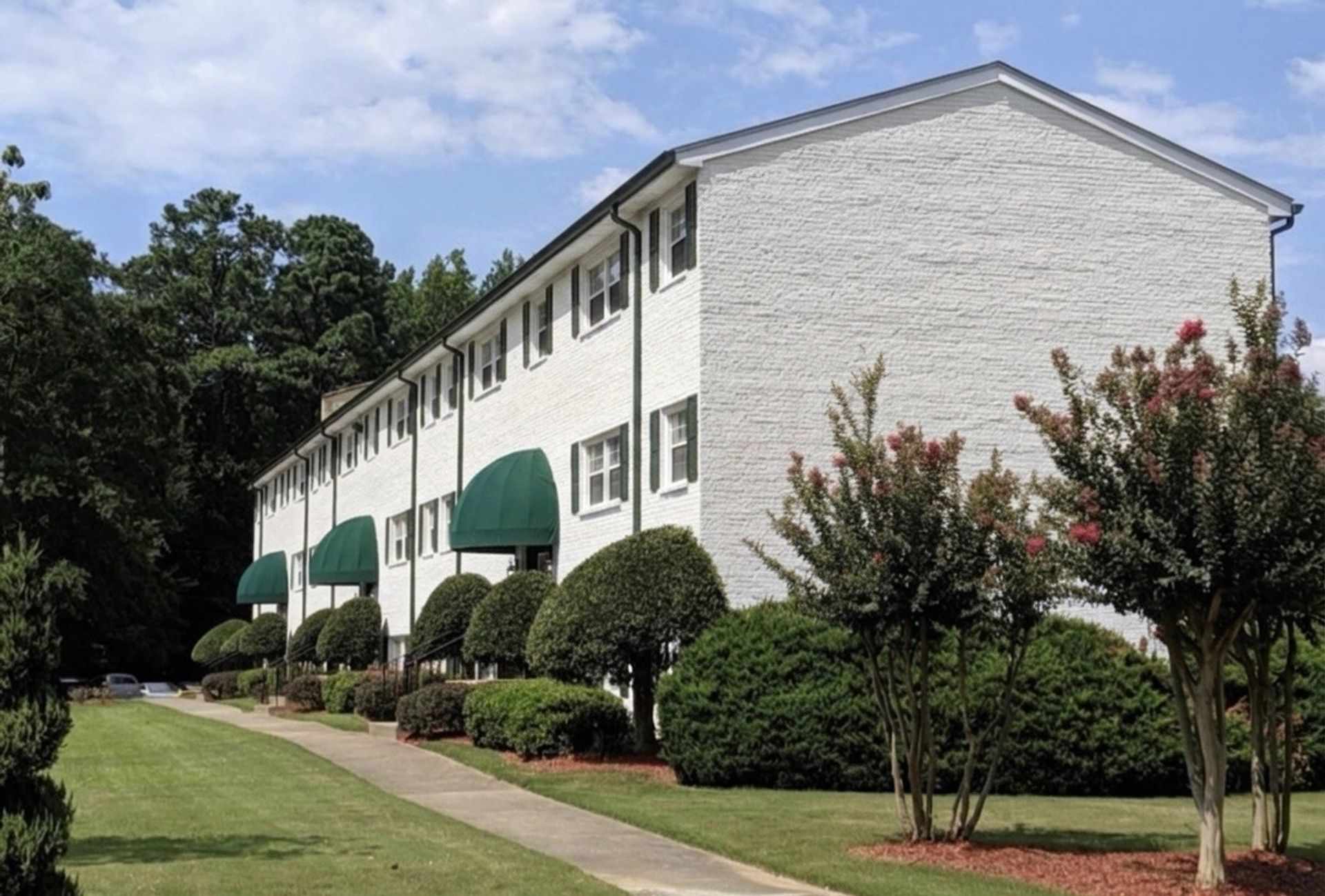 Move In Spring Specials Featuring 1 2 Bedrooms – photo 1 of 50