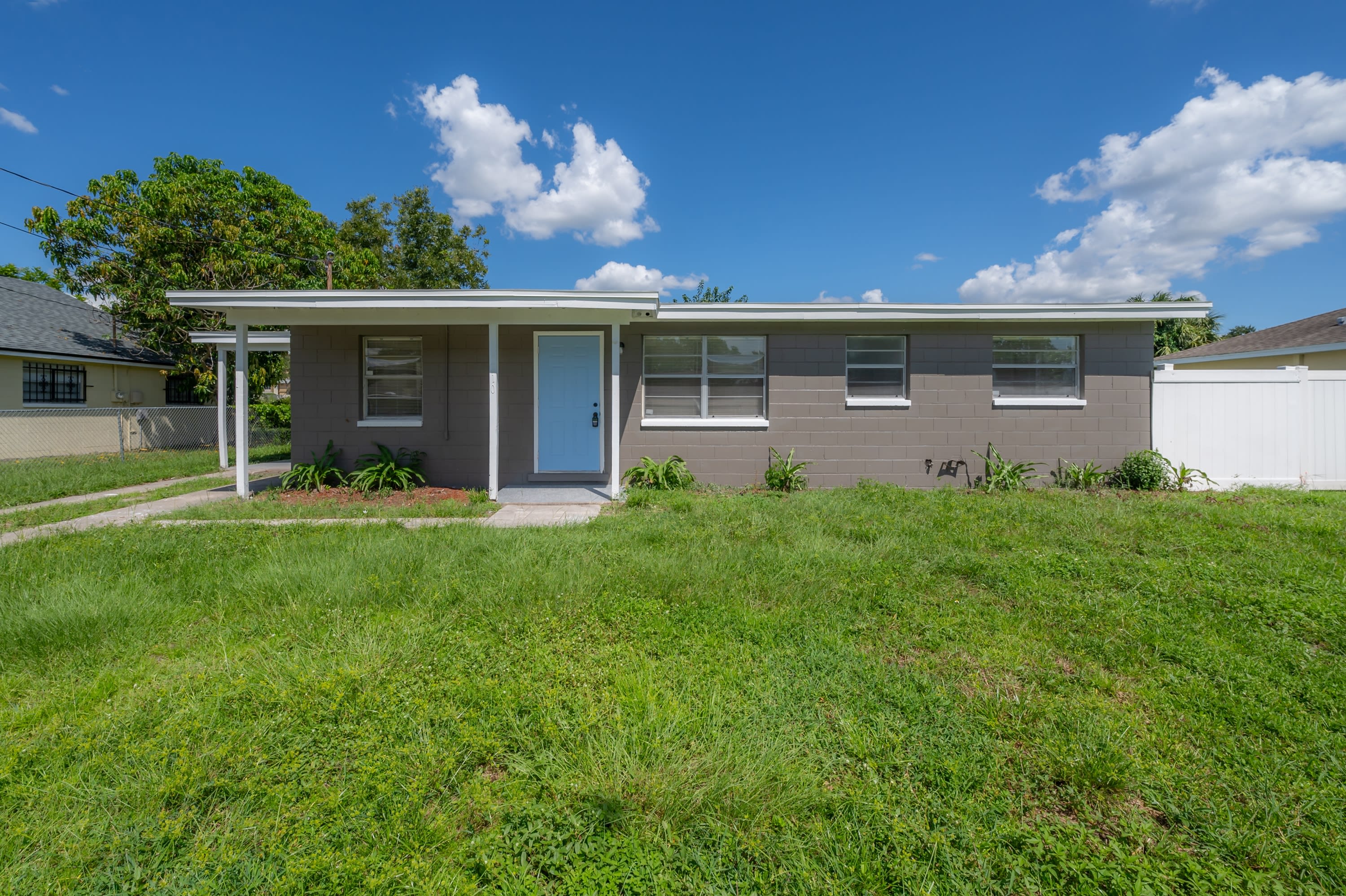 4710 S. 87th St. – photo 1 of 10