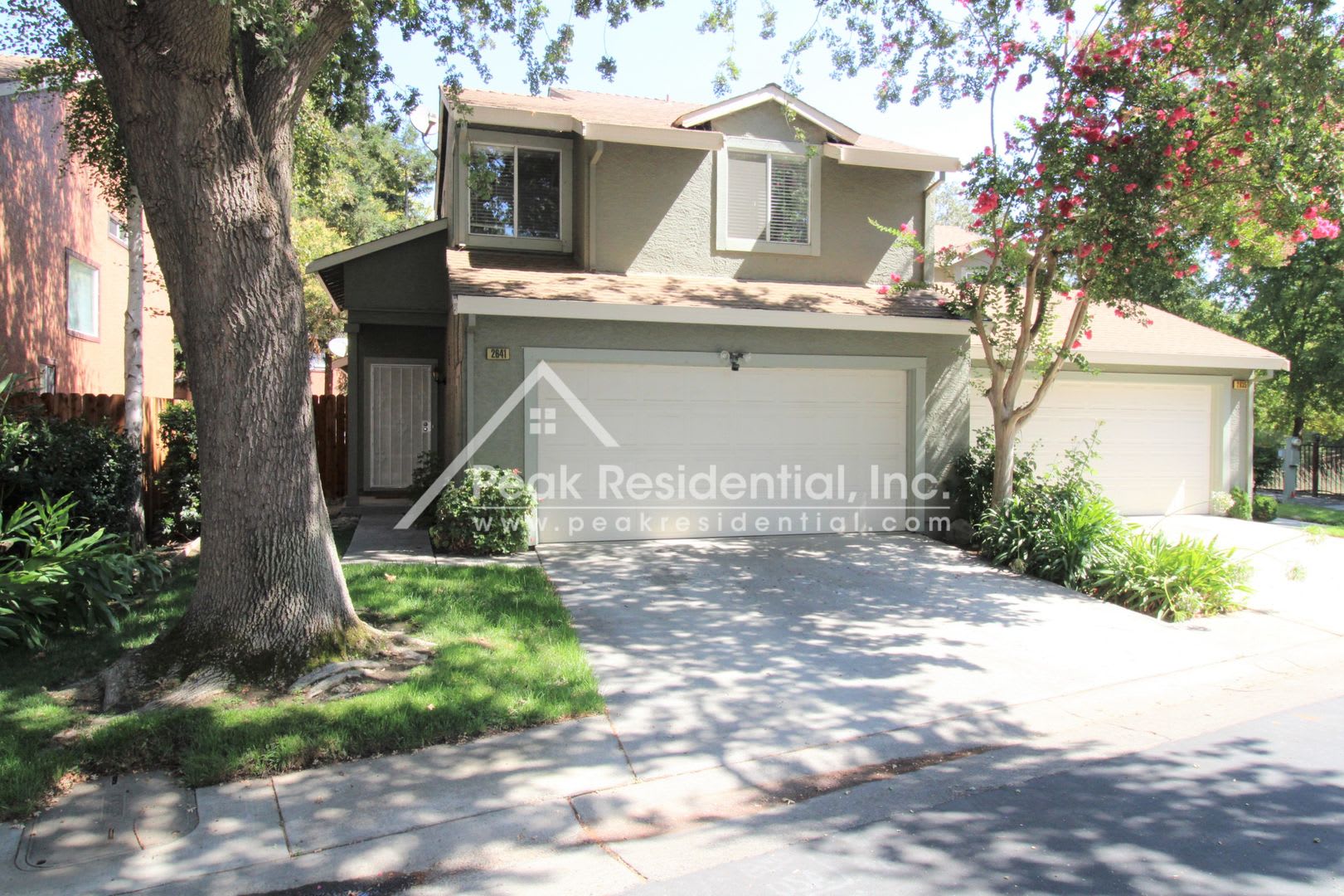 Updated 3bd/2.5ba West Sacramento Home with 2 Car Garage – photo 1