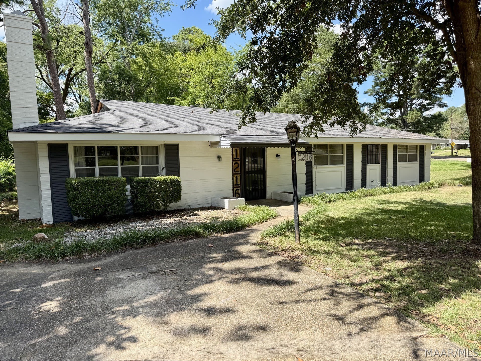 1216 Karen Road – photo 1