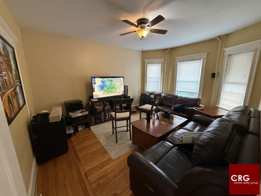27 Justin Rd – photo 1