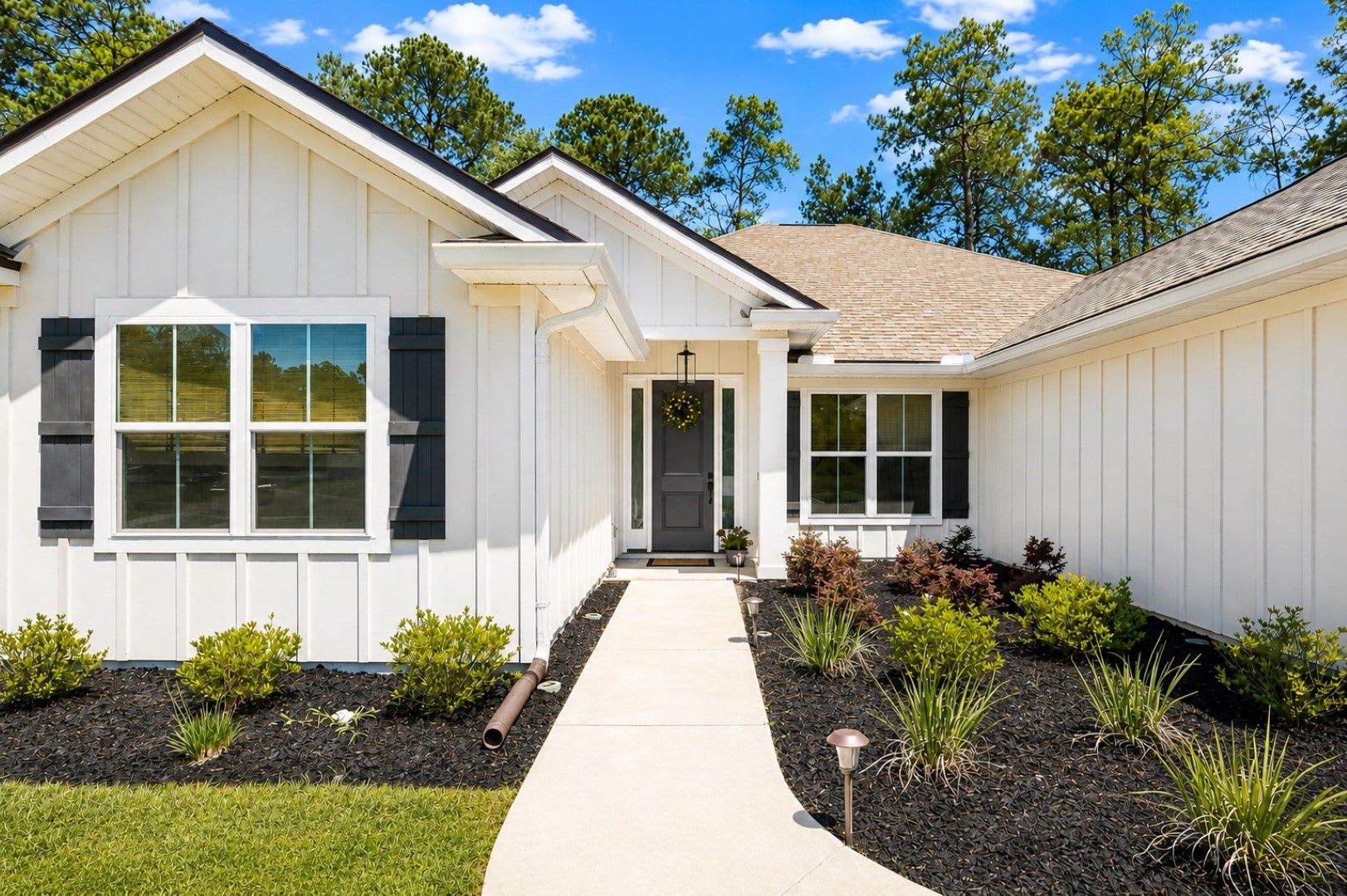 100 Carrington Way – photo 1