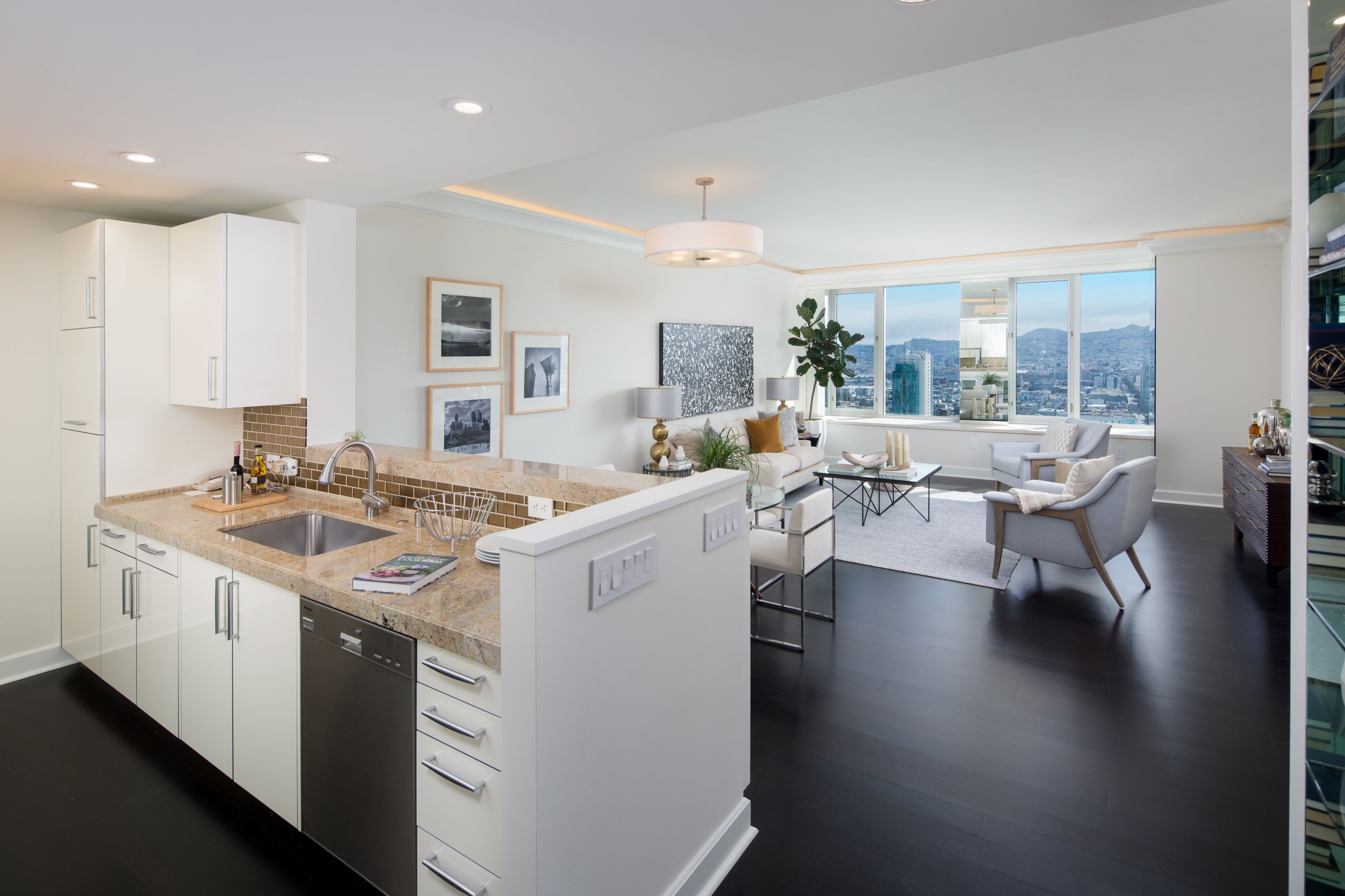 188 Minna Street – photo 1