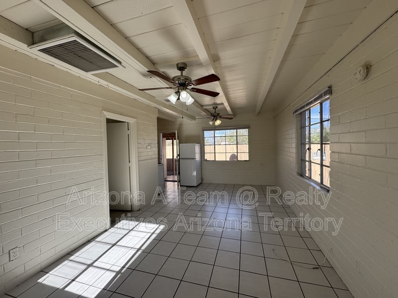 2631 N Fontana Ave – photo 1