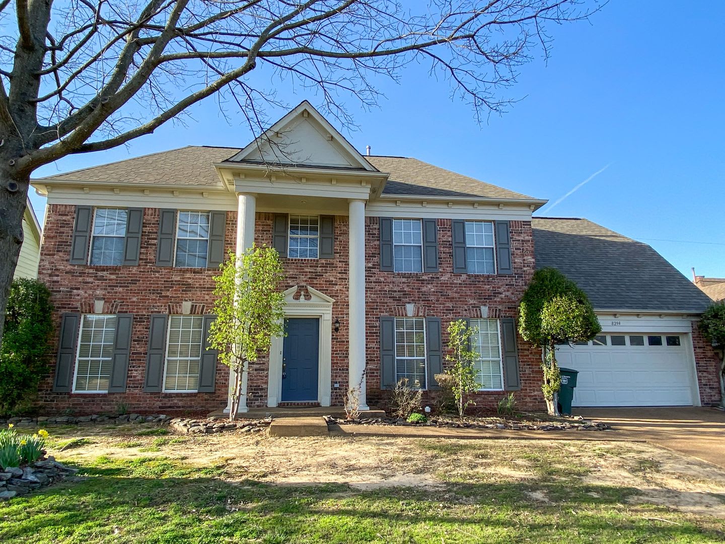 5 Bed 3 5 Bath With Fresh Paint And Ss Appliances – photo 1