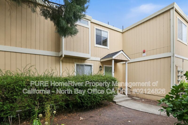 455 Enterprise Dr – photo 1